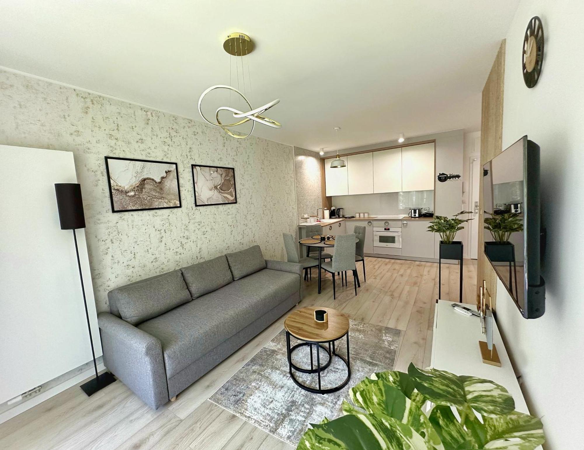 Apartament Whiteblue Kolobrzeg Z Duzym Ogrodkiem - 100 M Od Plazy! Whiteblue Kolberg Apartment Mit Grossem Garten - 100 M Vom Strand Entfernt! Whiteblue Kolobrzeg Apartman S Velkou Zahradou - 100 M Od Plaze! المظهر الخارجي الصورة